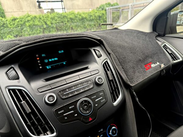 2015 Ford Focus 5D 1.6汽油時尚型：圖片 11