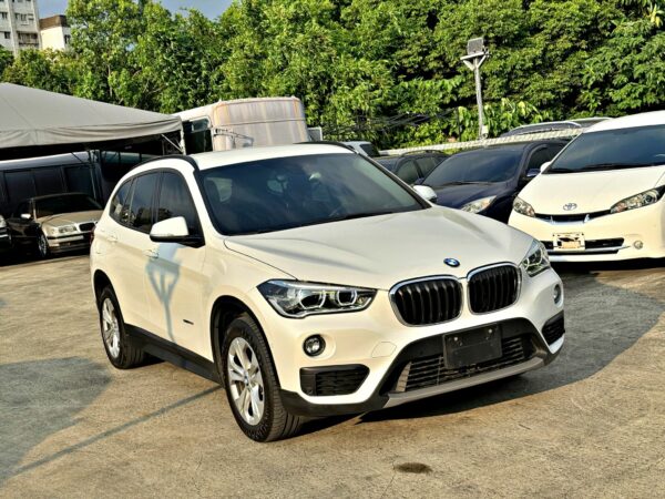 2016 BMW X1 sDrive18i：圖片 2