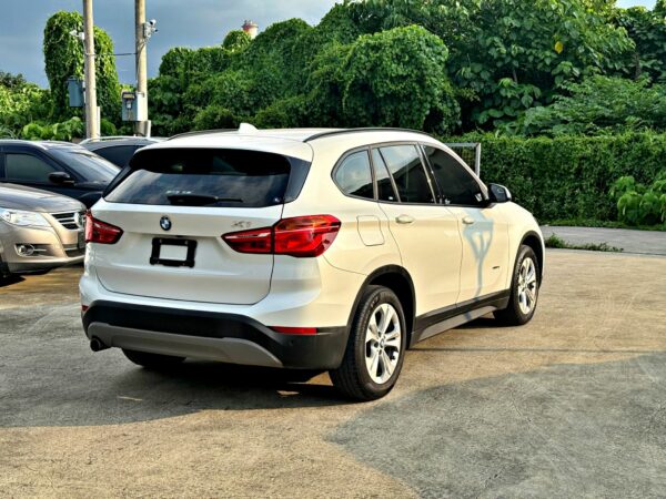 2016 BMW X1 sDrive18i：圖片 3