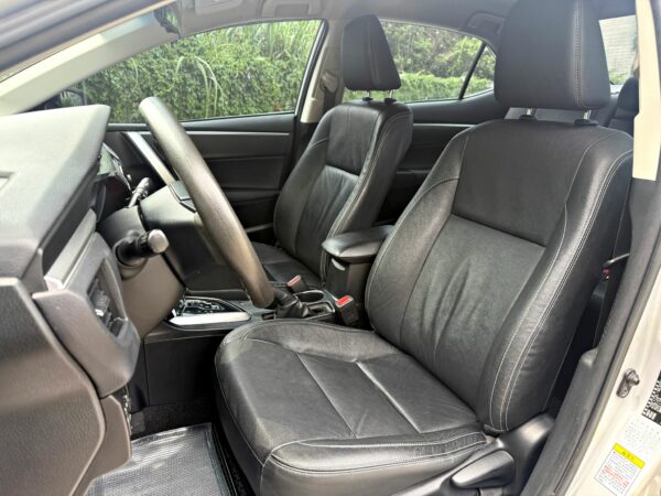 2016 Toyota Corolla Altis 1.8經典版Safety+：圖片 5
