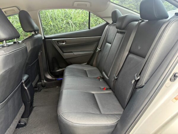 2016 Toyota Corolla Altis 1.8經典版Safety+：圖片 6