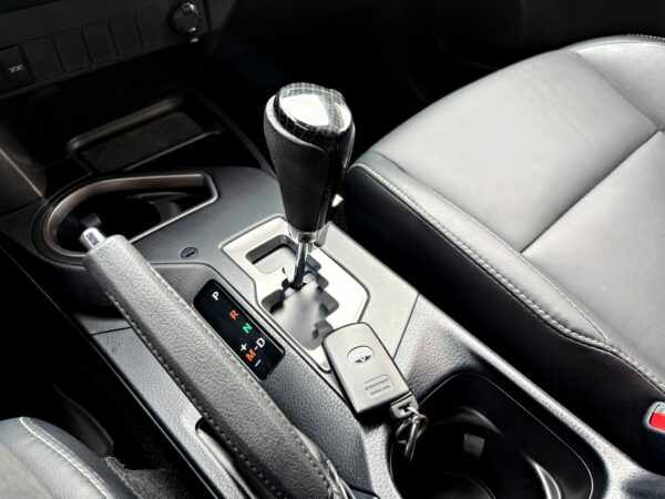 2015 Toyota RAV4 2.0豪華：圖片 15