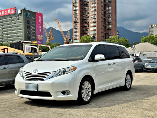 2013 Toyota Sienna LIMITED